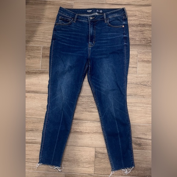 Old Navy Jeans - Picture 1 of 4
